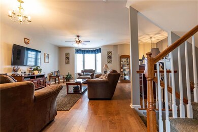 5288 Spring Ridge Dr E, Macungie, PA 18062 - photo 4