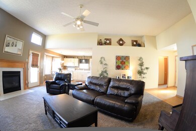 2230 Dates St