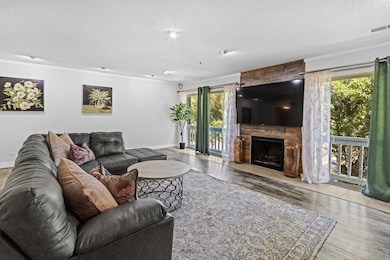 1214 Lake Shore Dr unit C, Columbus, OH 43204 - photo 6