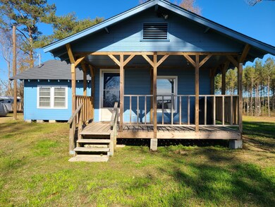 132 Jessies Ln, Laurel, MS 39443 - photo 2