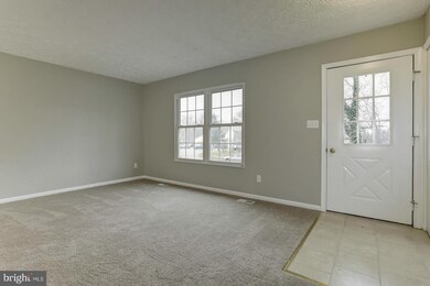 5026 Tartan Hill Rd, Perry Hall, MD 21128 - photo 3