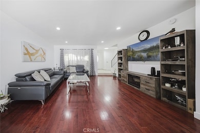 9775 Via Roma, Burbank, CA 91504 - photo 6