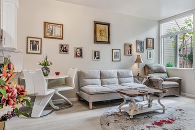 101 Blossom Cir unit H, San Mateo, CA 94403 - photo 3