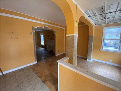 515 W Cedar St, Allentown, PA 18102 - photo 2