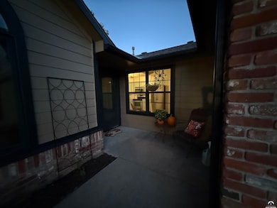 904 Moundridge Dr, Lawrence, KS 66049 - photo 7