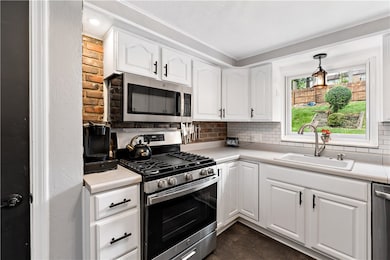 3 Cypress Dr, Carnegie, PA 15106 - photo 6