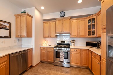 684 W Hickory Ln, Saukville, WI 53080 - photo 4