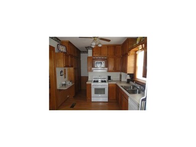 Cafeteria/Kitchen.
