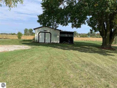 585 S Tonkey Rd, Au Gres, MI 48703 - photo 7