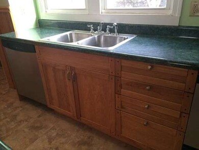 170 Goodwin St, Springfield, MA 01151 - photo 5