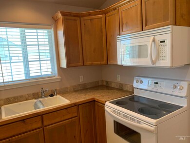 2608 Miller Ave, Burley, ID 83318 - photo 5