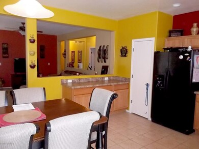 903 E Autumn Kitchen (1)