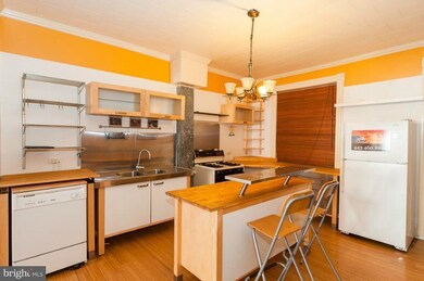 134 S Highland Ave, Baltimore, MD 21224 - photo 7