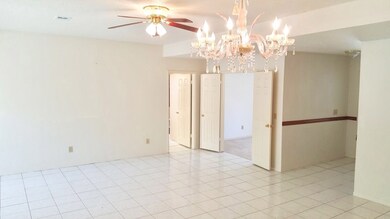 7839 Maple Brook Ln, Houston, TX 77095 - photo 6