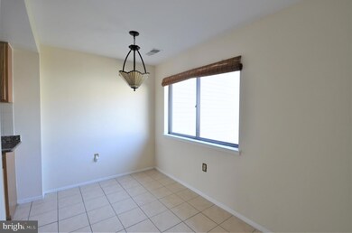 5772 Village Green Dr unit 5772, Alexandria, VA 22309 - photo 4