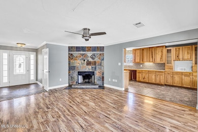 8125RueHollifield-5
