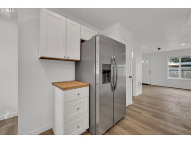 4070 Barger Dr, Eugene, OR 97402 - photo 7