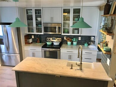 2713 Bayou Vista Dr, Marrero, LA 70072 - photo 2