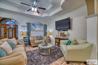 1402 La Ciniega Dr, Weslaco, TX 78596 - photo 4