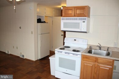 679 Hollywell Ave unit 1, Chambersburg, PA 17201 - photo 7