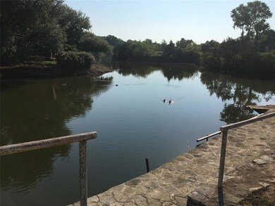 2828 Brazos River Dr, Granbury, TX 76048 - photo 3