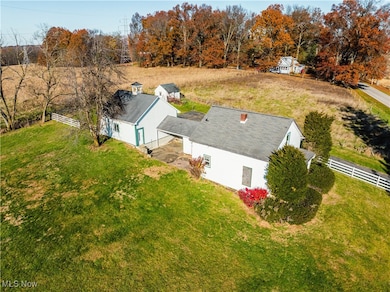 2971 Bedford Rd, Lowellville, OH 44436 - photo 6