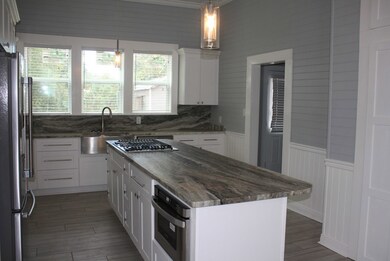 421 S Haugh Ave, Picayune, MS 39466 - photo 6