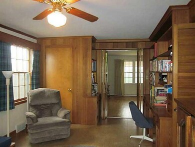 Studio/Study/Office looking to living room