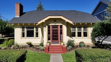 253 SW 8th St, Redmond, OR 97756 - photo 2