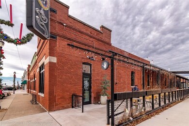 101 E Walnut St unit 208, Rogers, AR 72756 - photo 3