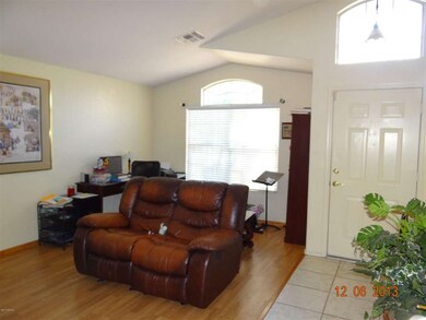 Listing Robins 059