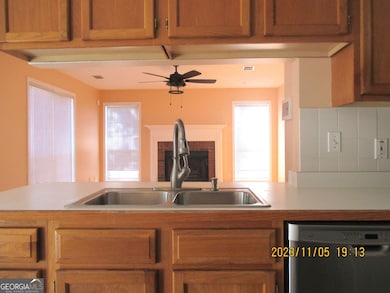 1790 Summit Edge Cir, Loganville, GA 30052 - photo 7