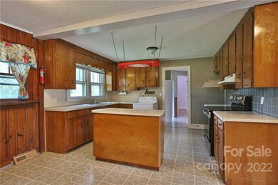 1091 Turnersburg Hwy, Statesville, NC 28625 - photo 6