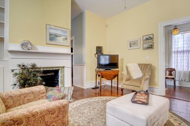 219 N 7th St Wilmington NC-large-007-12-