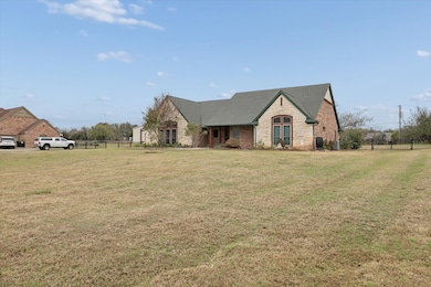 548 Highland Rd, Springtown, TX 76082 - photo 3