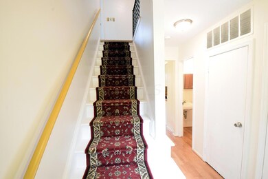 7 View From Front Entry