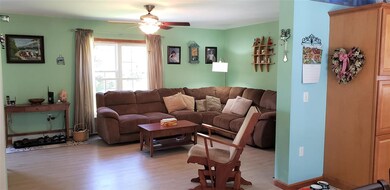 31 W Unity Rd, Claremont, NH 03743 - photo 5