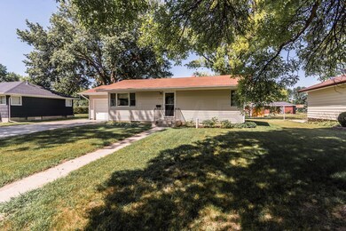 1401 N Front St Crookston MN-large-002-1