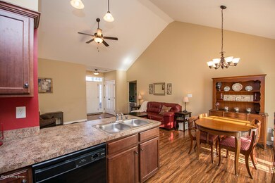 462 Berger Farm Dr, Mount Washington, KY 40047 - photo 6