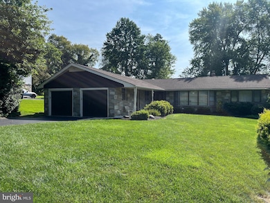 1915 Audubon Dr, Dresher, PA 19025 - photo 3