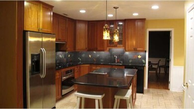 901 Brookmont Cir, Malvern, PA 19355 - photo 3