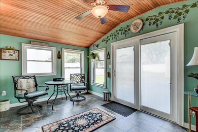 611 Laurel Ave, Hazlet, NJ 07730 - photo 6