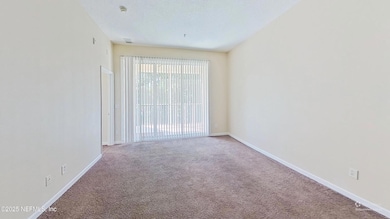 Entrance-Defurnished(1)