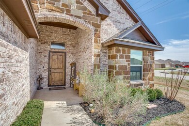 3100 Wrangler Ct, Granbury, TX 76049 - photo 2