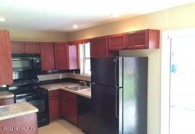 4646 Daughtry Blvd E, Jacksonville, FL 32210 - photo 4