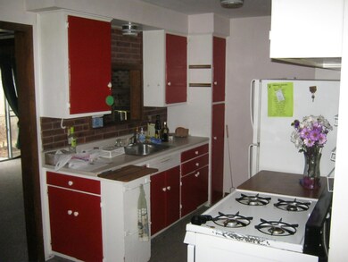 4357 Blythe Rd, Columbus, OH 43224 - photo 2