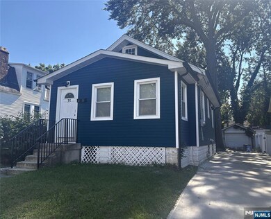 35 Bamford Place, Irvington, NJ 07111 - photo 2