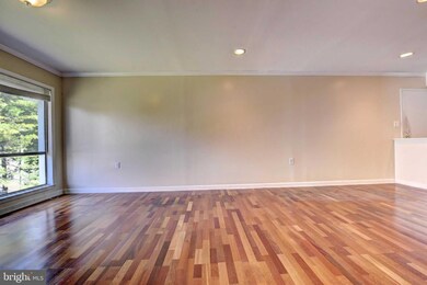 8601F Sacramento Dr, Alexandria, VA 22309 - photo 4