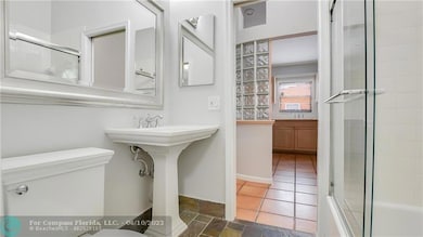 607 SW 15th St, Fort Lauderdale, FL 33315 - photo 2