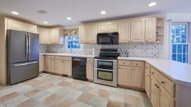 26 Long Hill Rd, Georgetown, MA 01833 - photo 4